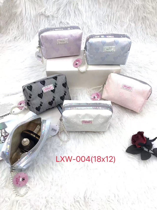 GEGE BEAR COSMETIQUERA