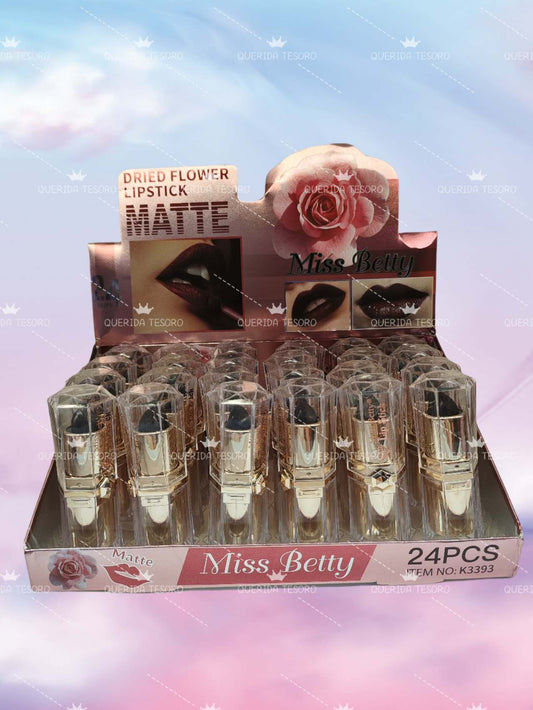 Miss Betty matte lipstick